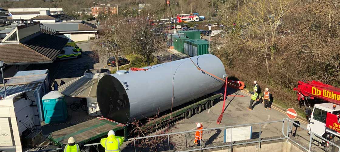 Contract Crane lift – Hastings