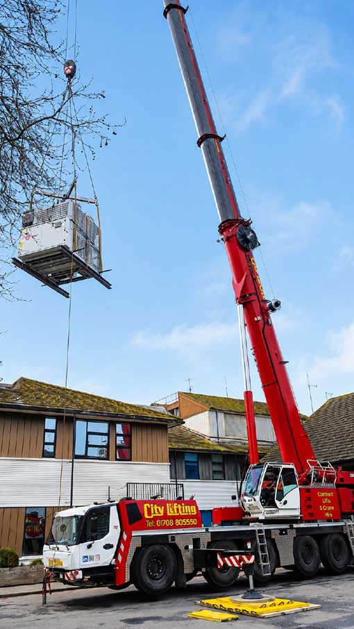 crane lifting machinery