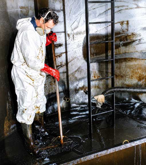 cleaner inside a fuel tank